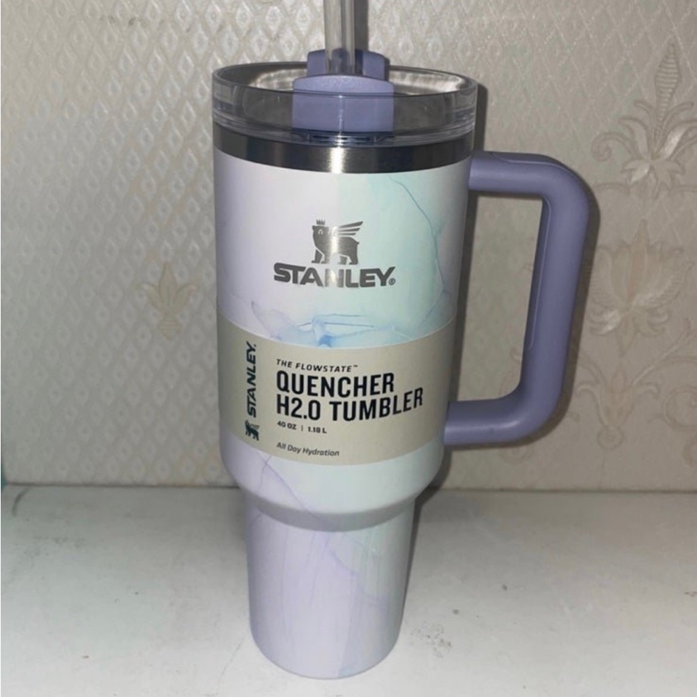 NWT 40oz STANLEY Quencher H2.0 Flowstate Tumbler Watercolor Dusk Tie Dye